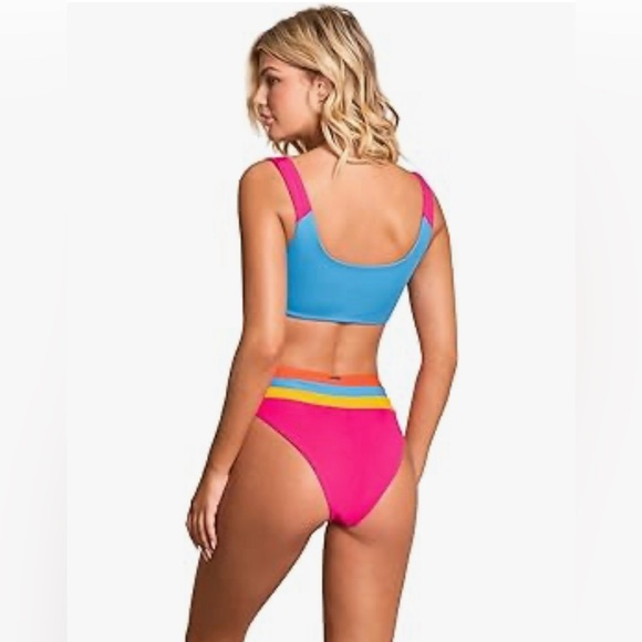 MAAJI NWT, top AND bottom, size large - Picture 2 of 6